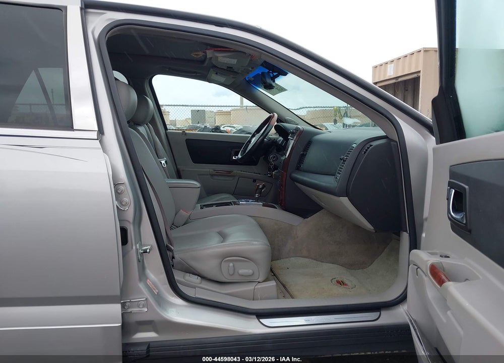 2006 CADILLAC SRX V6 VIN: 1GYEE637860147883