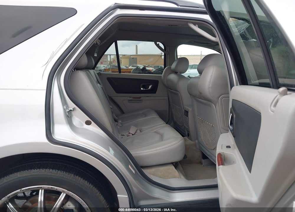 2006 CADILLAC SRX V6 VIN: 1GYEE637860147883