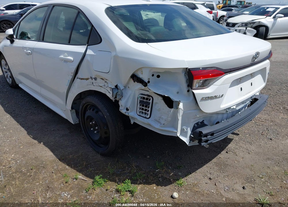 2022 TOYOTA COROLLA LE VIN: JTDEPMAE7N3023297