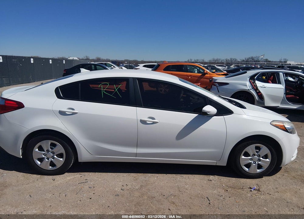2016 KIA FORTE LX VIN: KNAFK4A60G5496670