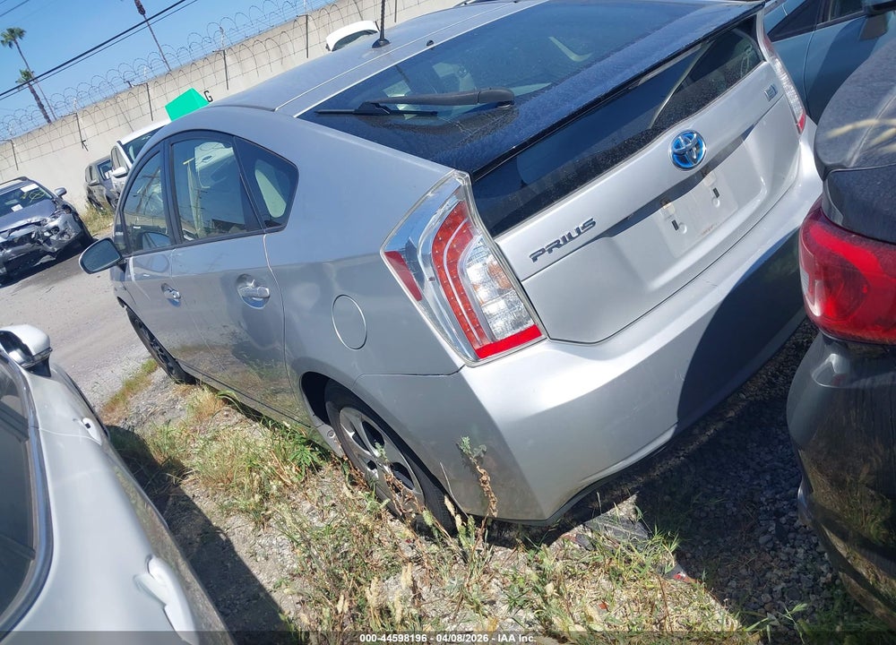 2015 TOYOTA PRIUS TWO VIN: JTDKN3DU9F1918907