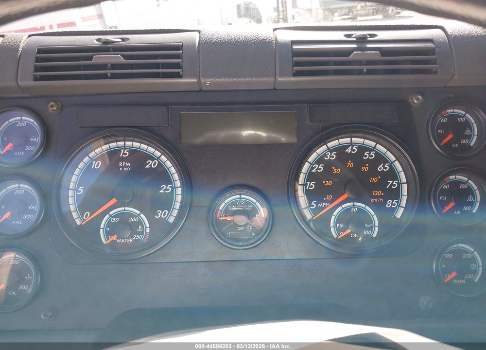 2014 FREIGHTLINER CASCADIA 125 VIN: 3AKJGLBGXESFL8609