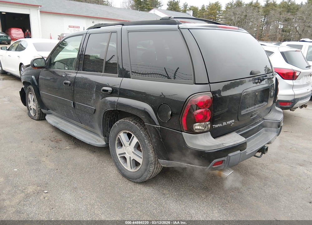 2005 CHEVROLET TRAILBLAZER LT VIN: 1GNDT13S252254419