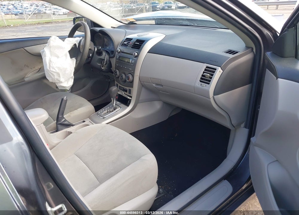 2011 TOYOTA COROLLA LE VIN: 2T1BU4EE6BC692766