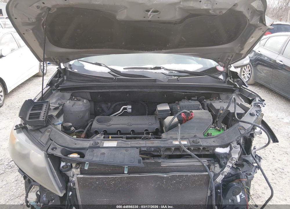 2011 KIA SORENTO LX VIN: 5XYKT3A10BG102999