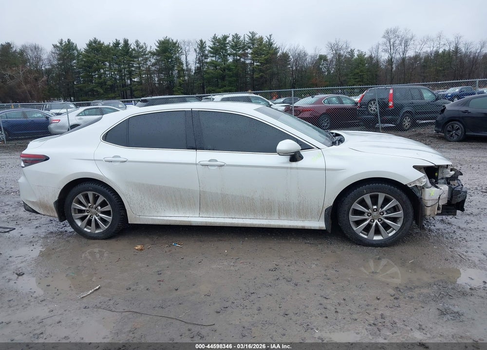 2021 TOYOTA CAMRY XLE AWD VIN: 4T1F11BK6MU040895