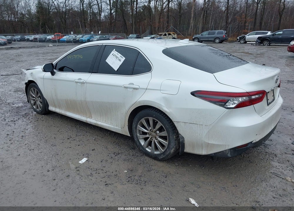 2021 TOYOTA CAMRY XLE AWD VIN: 4T1F11BK6MU040895