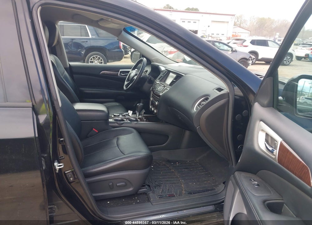 2014 NISSAN PATHFINDER PLATINUM VIN: 5N1AR2MM1EC609196