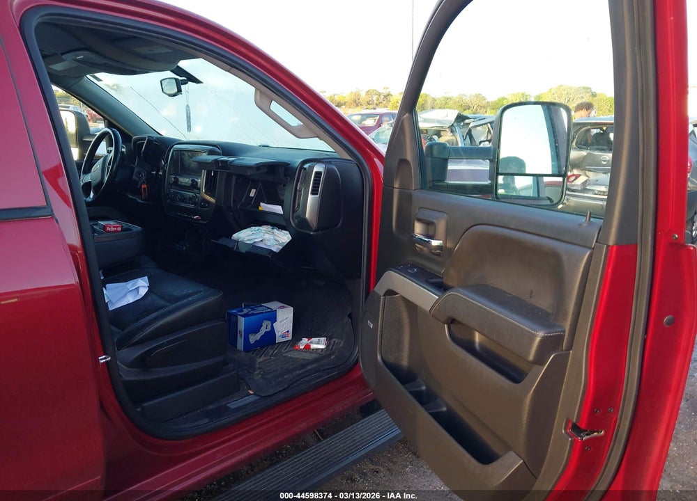 2018 CHEVROLET SILVERADO 1500 2LT VIN: 3GCUKRECXJG487773