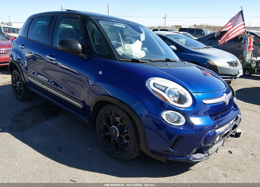 2015 FIAT 500L URBANA TREKKING VIN: ZFBCFADH9FZ032552