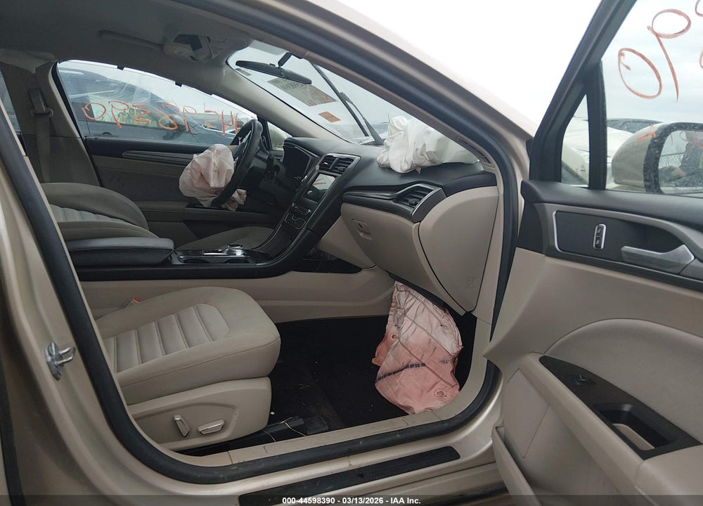 2017 FORD FUSION SE VIN: 3FA6P0HD8HR140506
