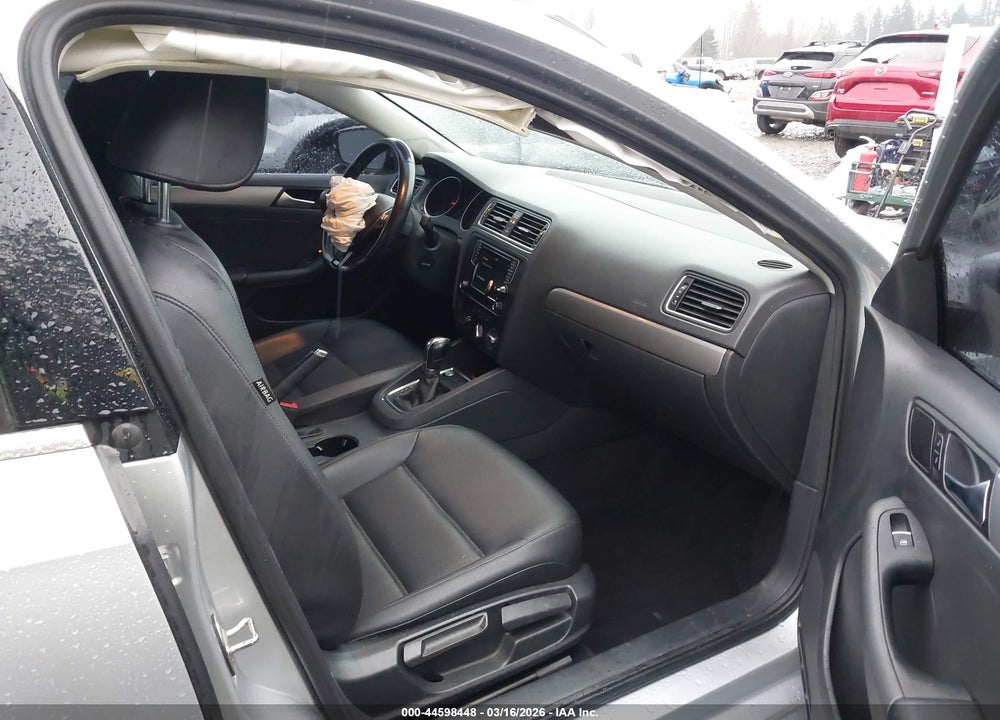 2016 VOLKSWAGEN JETTA 1.4T SE VIN: 3VWD67AJ0GM328992