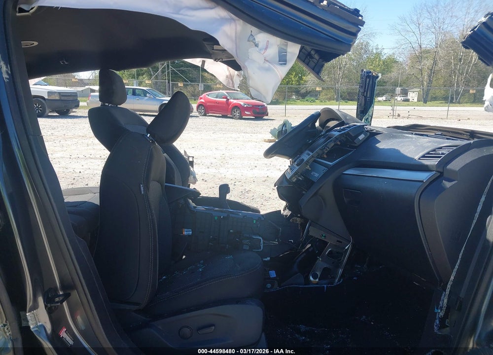 2019 FORD EXPLORER XLT VIN: 1FM5K7D81KGA83033