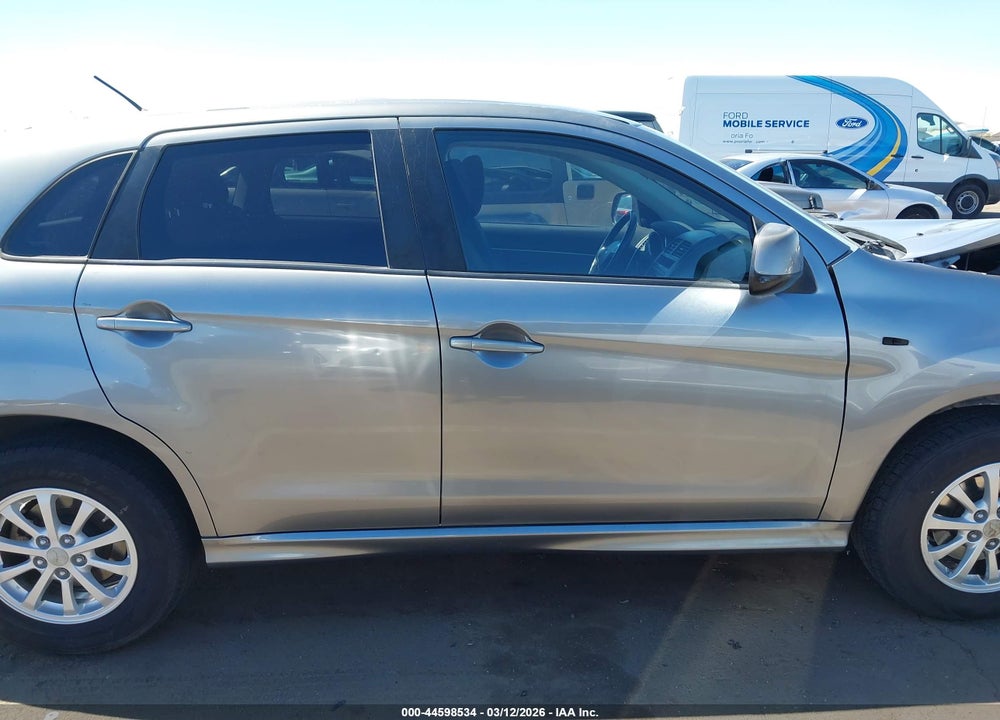 2012 MITSUBISHI OUTLANDER SPORT ES VIN: JA4AP3AU0CZ009195