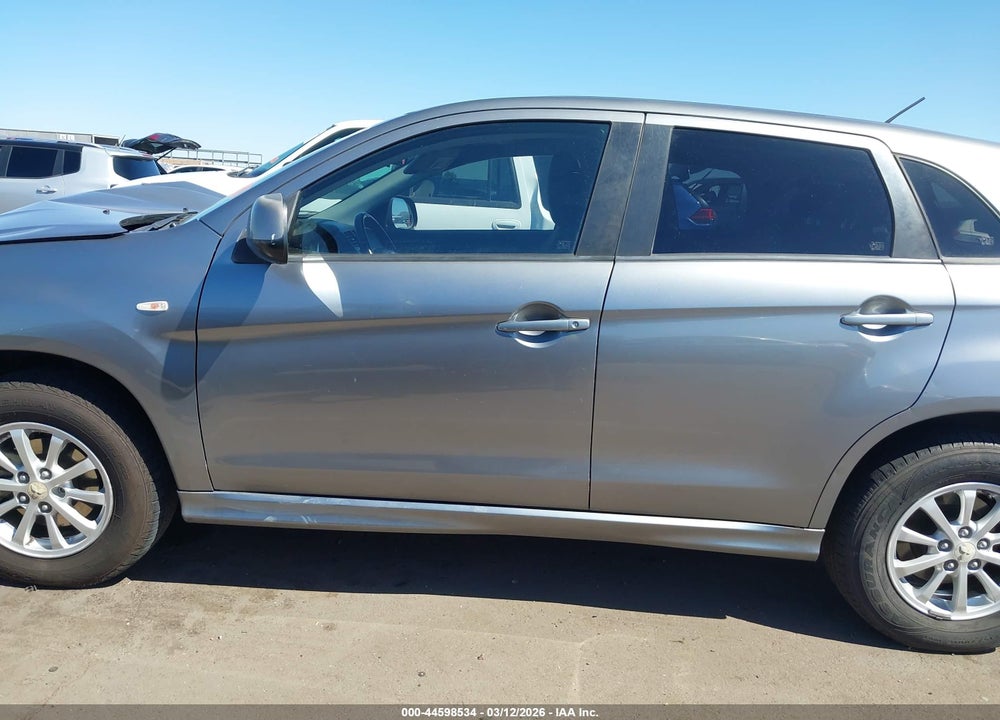 2012 MITSUBISHI OUTLANDER SPORT ES VIN: JA4AP3AU0CZ009195