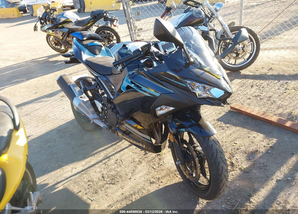 2020 KAWASAKI EX400 VIN: JKAEXKG13LDA62630