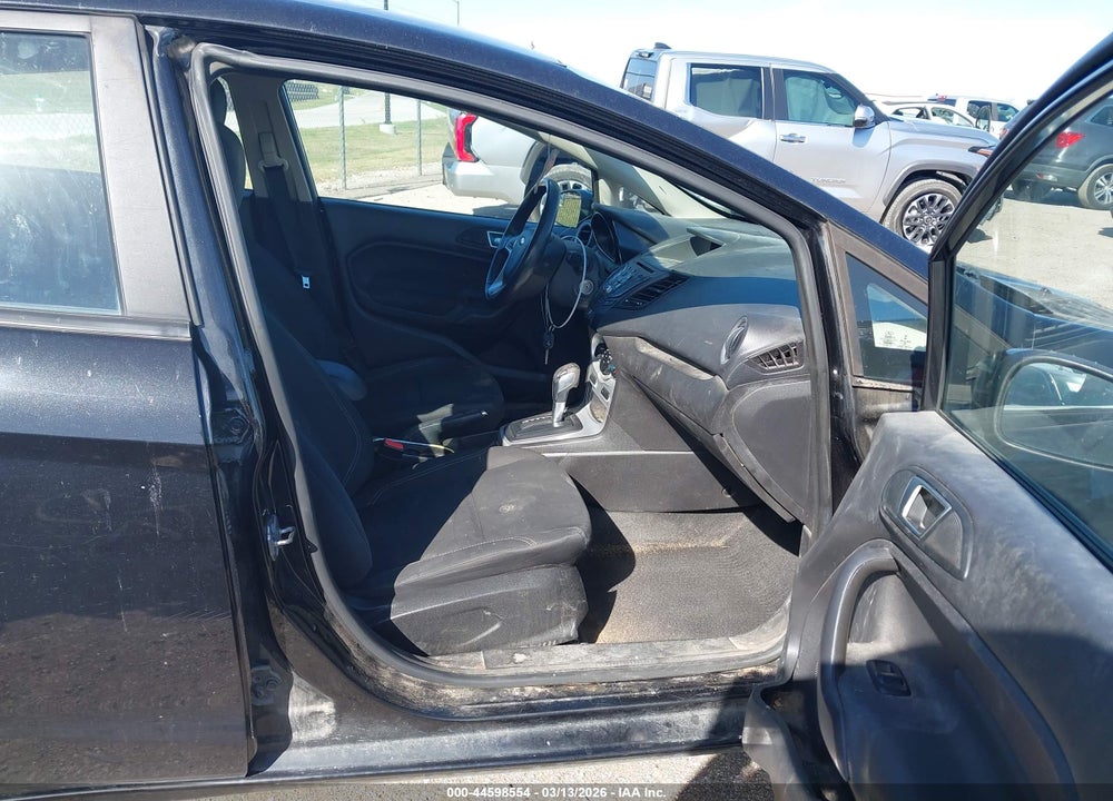 2015 FORD FIESTA SE VIN: 3FADP4EJ3FM204180