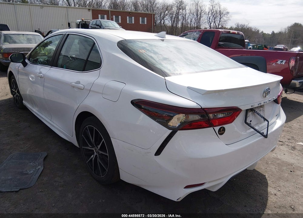 2021 TOYOTA CAMRY SE VIN: 4T1G11AK0MU553100