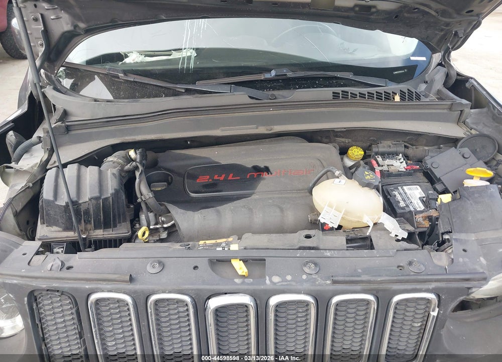 2017 JEEP RENEGADE LATITUDE FWD VIN: ZACCJABB7HPG52344