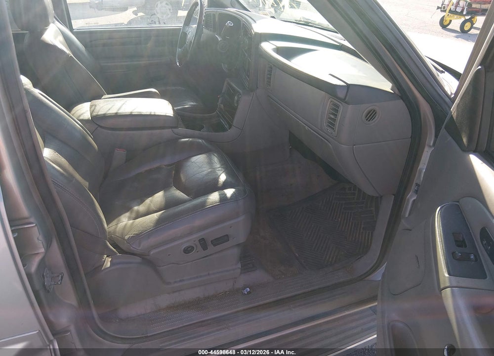 2005 CADILLAC ESCALADE STANDARD VIN: 1GYEK63N95R201743