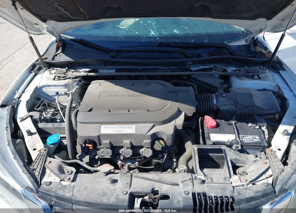 2013 HONDA ACCORD EX-L V-6 VIN: 1HGCR3F84DA022764