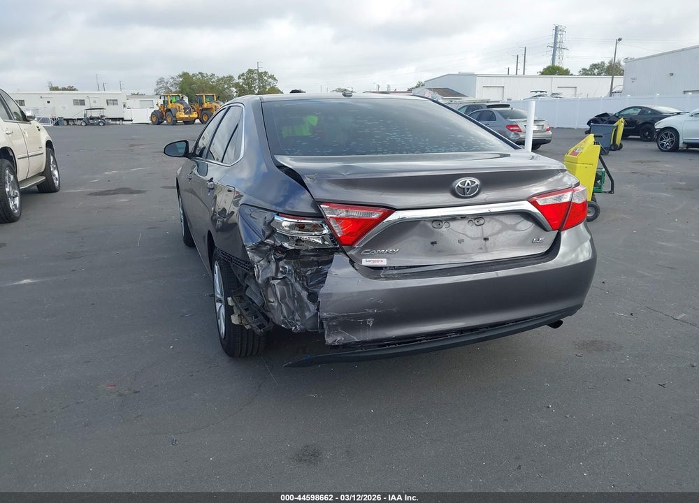 2015 TOYOTA CAMRY LE VIN: 4T4BF1FK4FR447620
