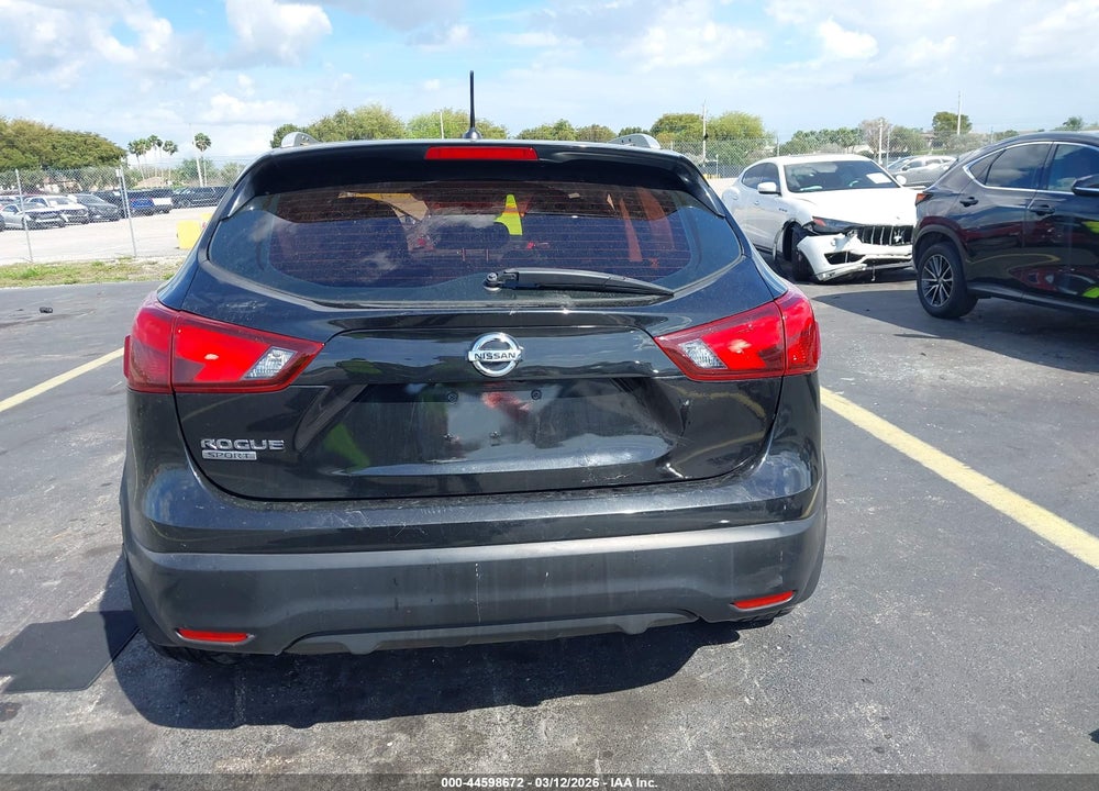 2017 NISSAN ROGUE SPORT SL VIN: JN1BJ1CP0HW019633