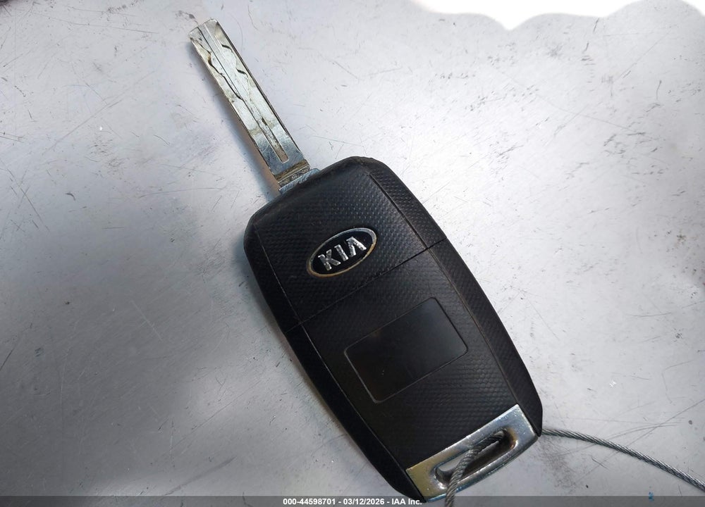 2014 KIA SOUL VIN: KNDJN2A2XE7087583