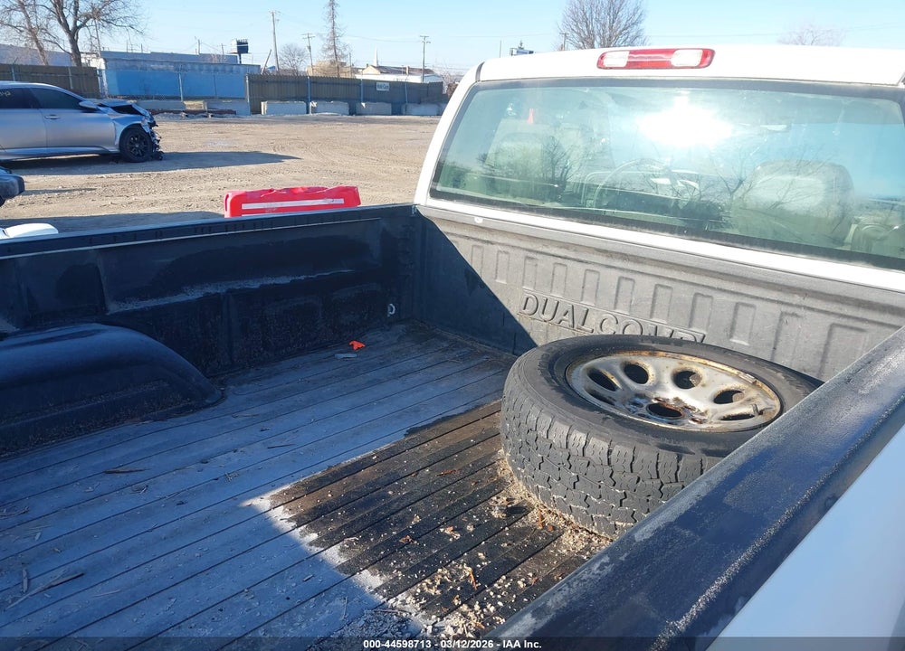 2005 GMC SIERRA 1500 WORK TRUCK VIN: 1GTEC14V75Z357638