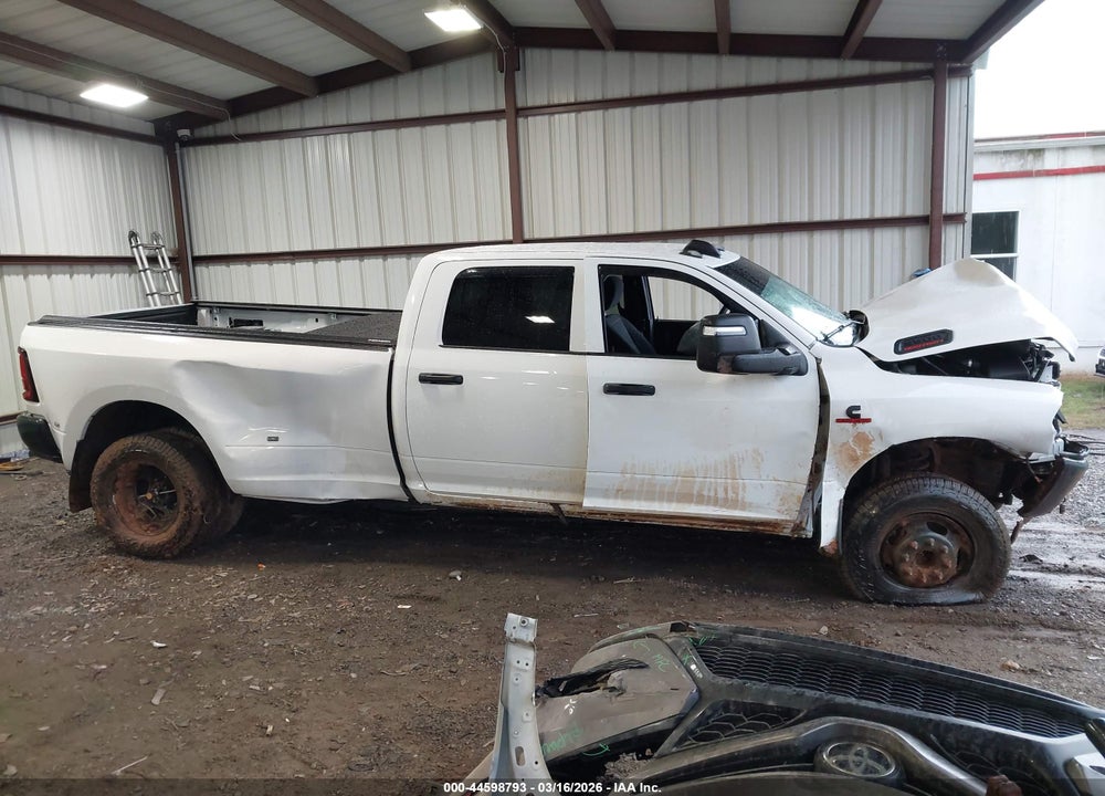 2025 RAM 3500 TRADESMAN  4X4 8' BOX VIN: 3C63RRGL4SG526807