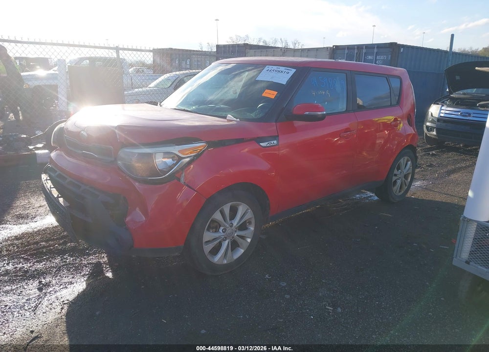 2014 KIA SOUL + VIN: KNDJP3A57E7714752