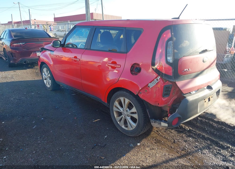 2014 KIA SOUL + VIN: KNDJP3A57E7714752
