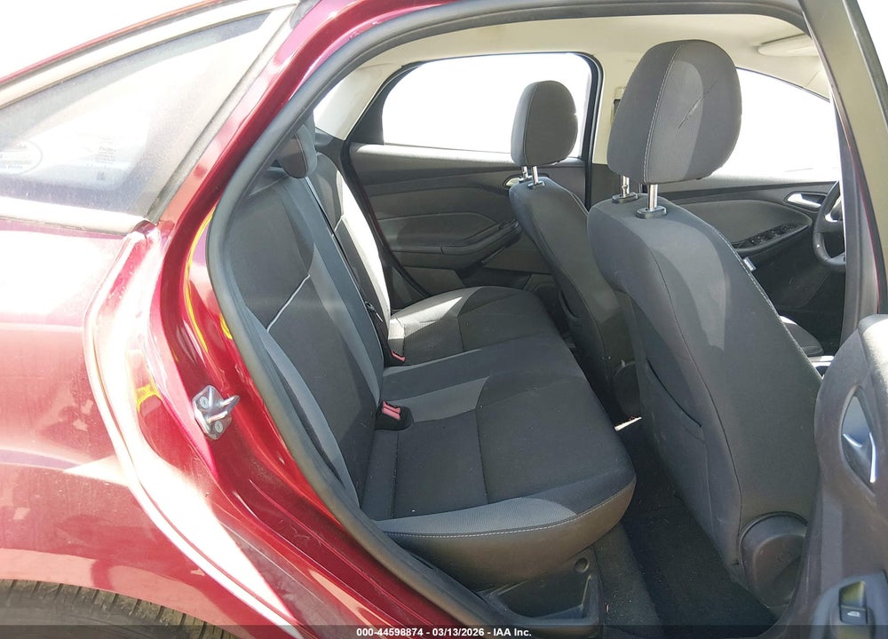 2014 FORD FOCUS SE VIN: 1FADP3F24EL449569