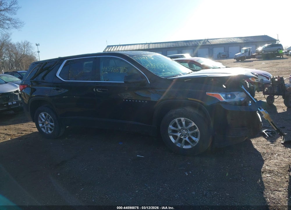 2021 CHEVROLET TRAVERSE FWD LS VIN: 1GNERFKWXMJ232421