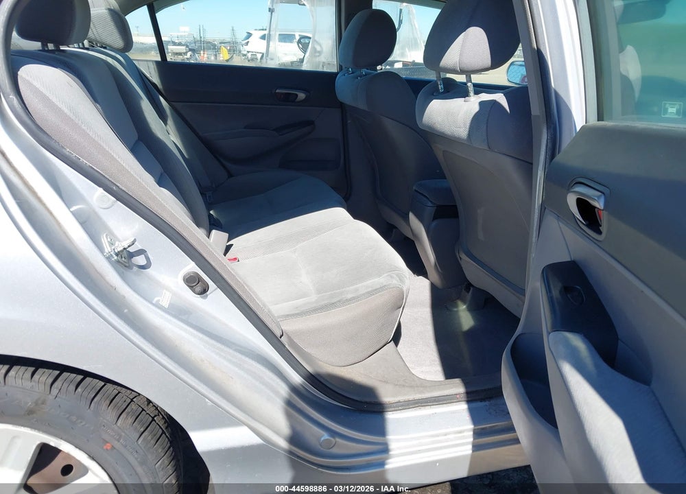 2009 HONDA CIVIC LX VIN: 19XFA16519E016227