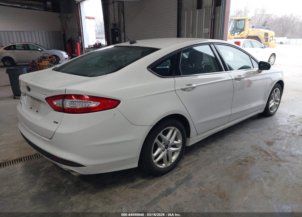 2015 FORD FUSION SE VIN: 1FA6P0H7XF5130134