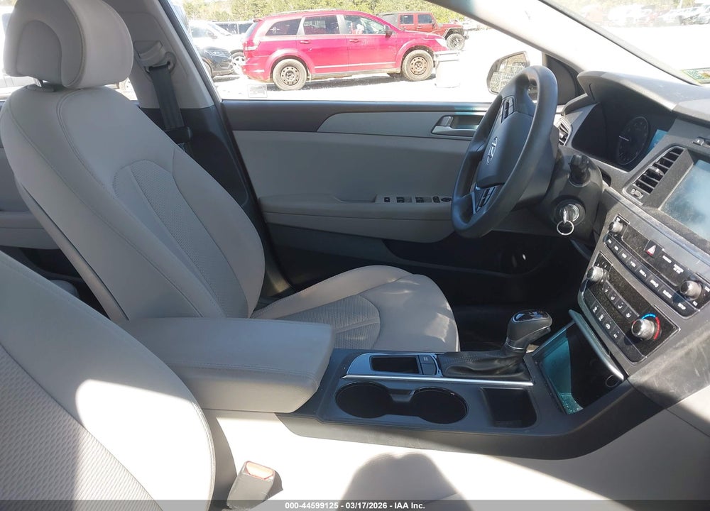2016 HYUNDAI SONATA SE VIN: 5NPE24AF7GH333903