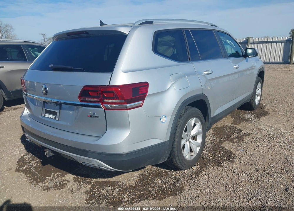 2018 VOLKSWAGEN ATLAS 3.6L V6 SE VIN: 1V2KR2CA5JC536357