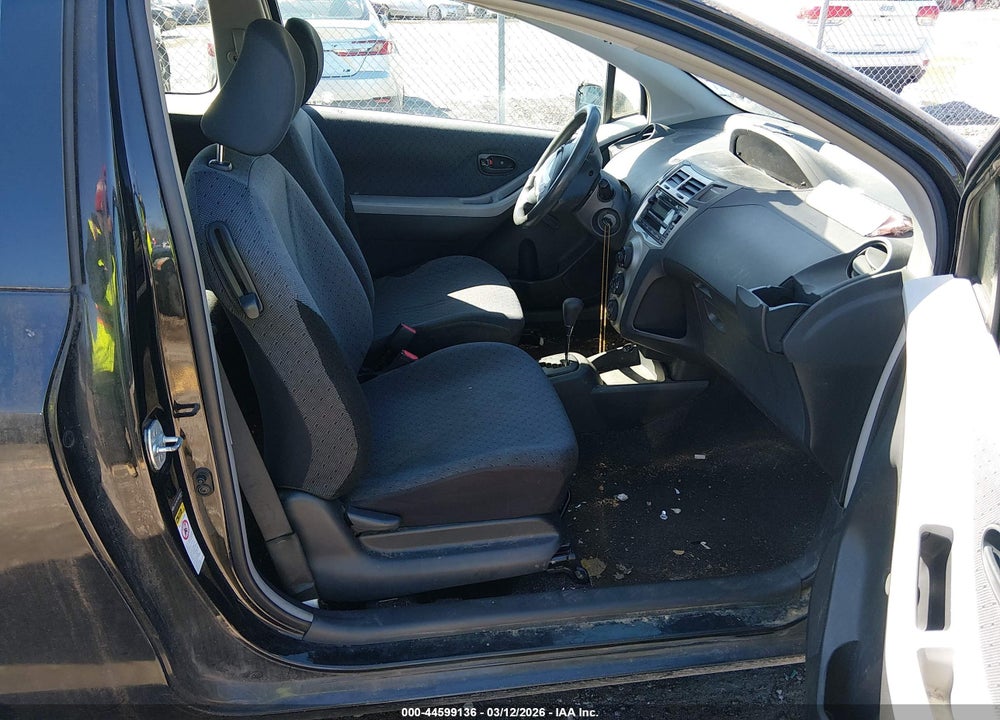 2010 TOYOTA YARIS VIN: JTDJT4K39A5289913