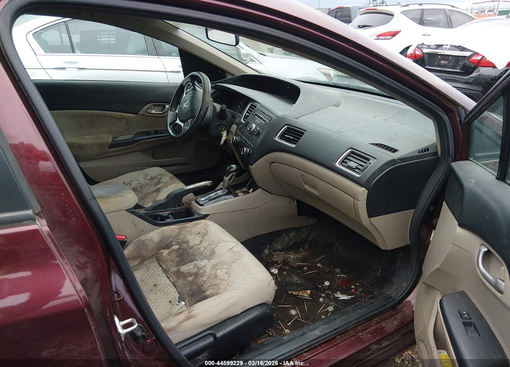 2014 HONDA CIVIC LX VIN: 19XFB2F52EE006139