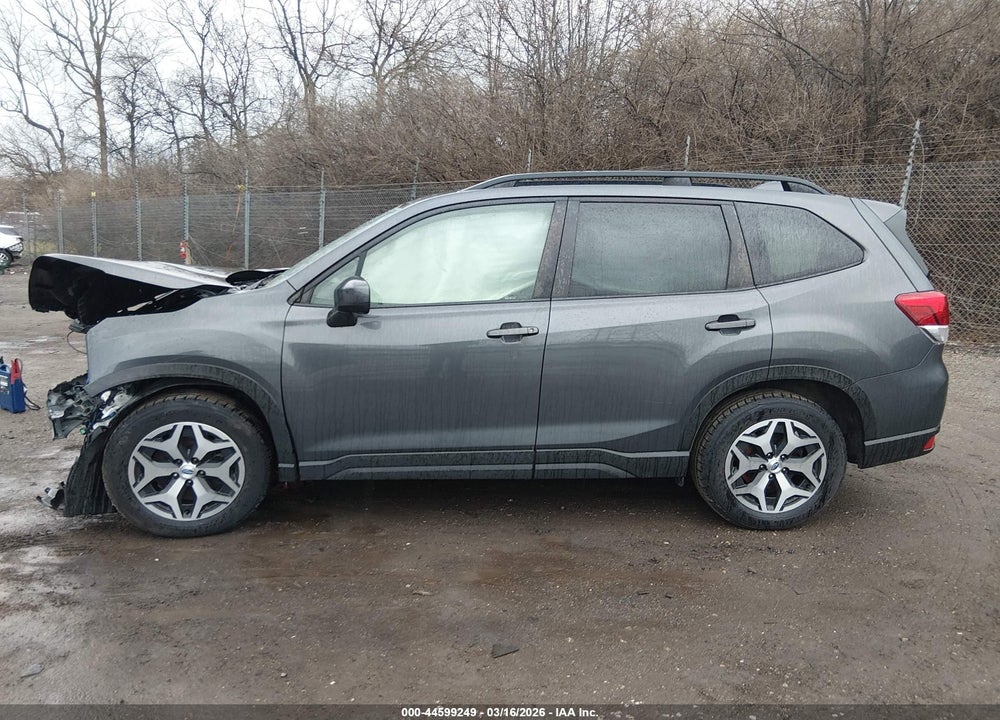 2020 SUBARU FORESTER PREMIUM VIN: JF2SKAJC2LH531533