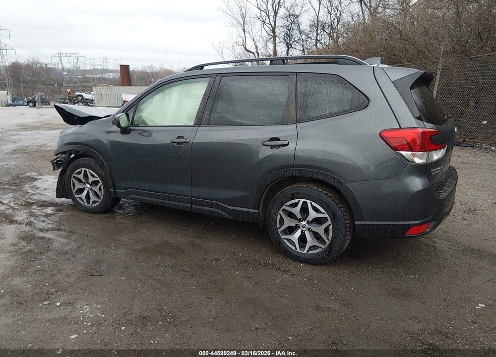 2020 SUBARU FORESTER PREMIUM VIN: JF2SKAJC2LH531533