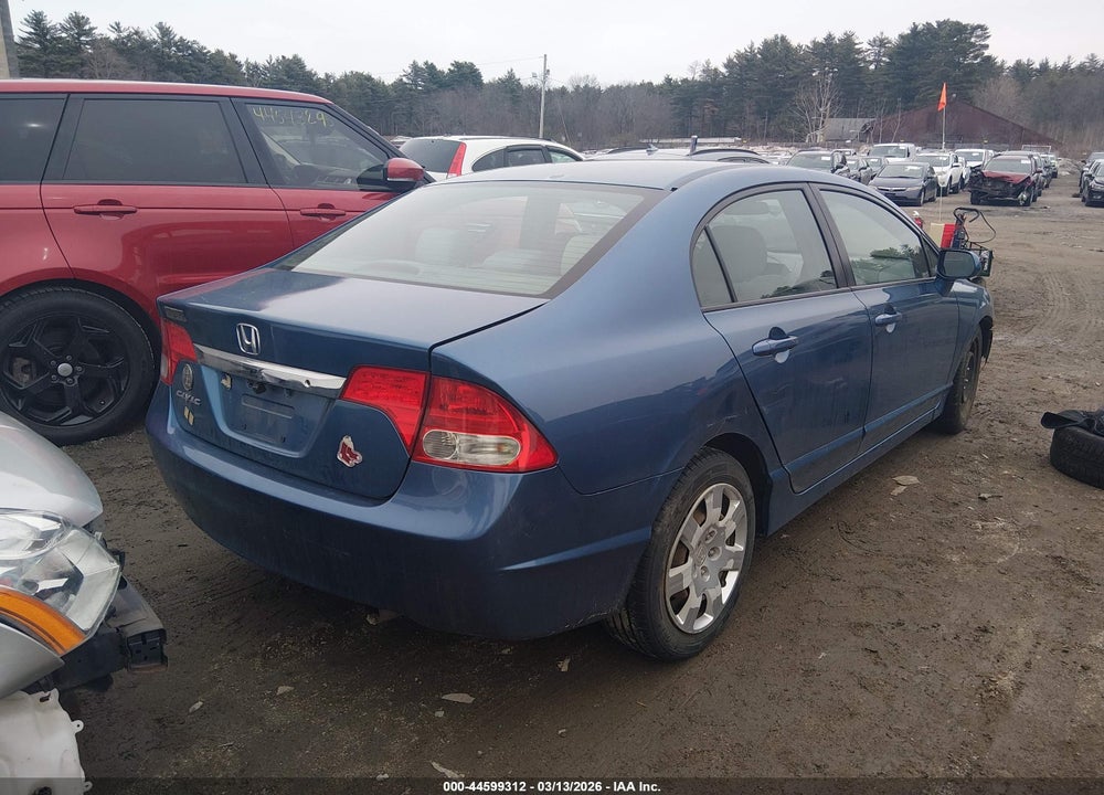 2010 HONDA CIVIC LX VIN: 2HGFA1F57AH580958