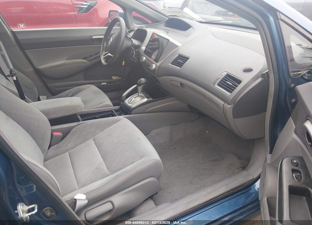 2010 HONDA CIVIC LX VIN: 2HGFA1F57AH580958