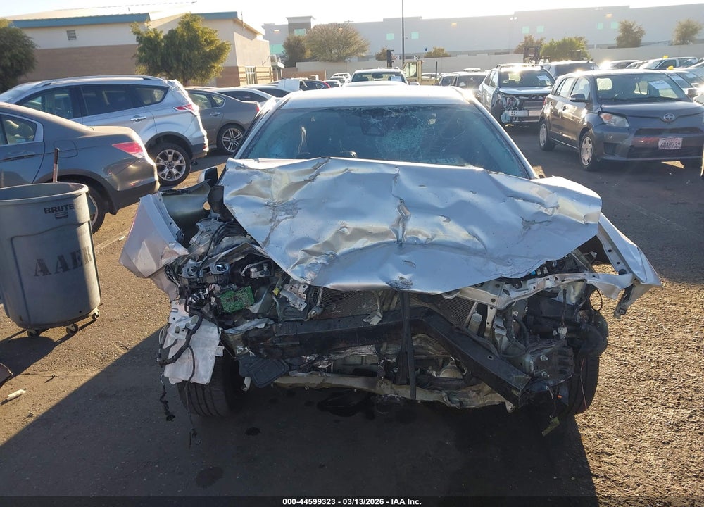 2018 TOYOTA COROLLA SE VIN: 5YFBURHE3JP826124