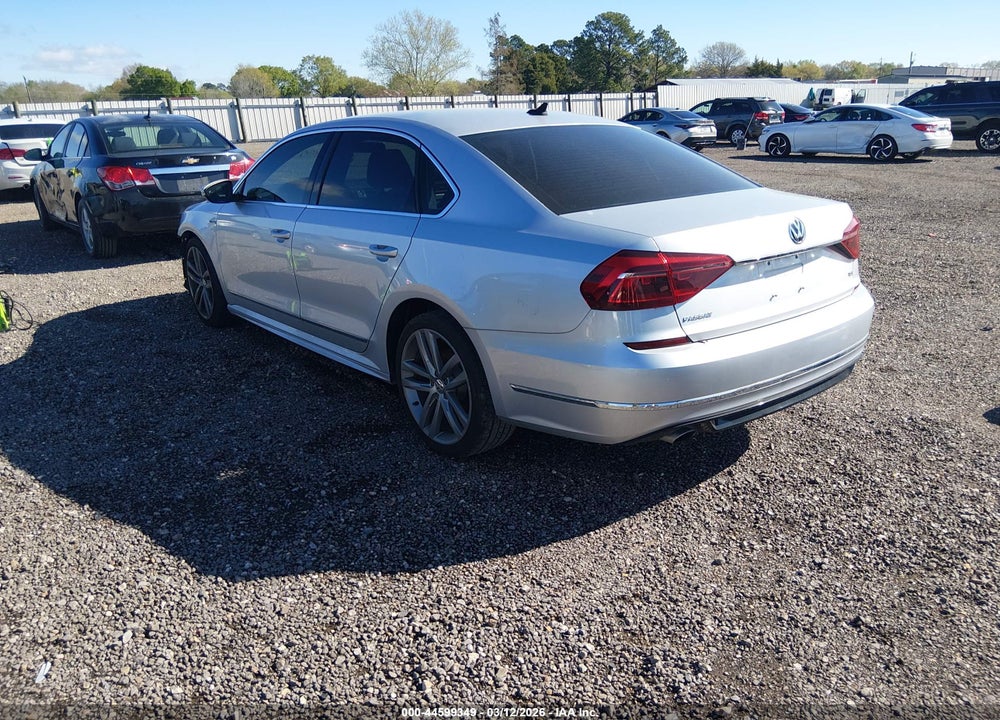 2017 VOLKSWAGEN PASSAT 1.8T R-LINE VIN: 1VWDT7A30HC041701
