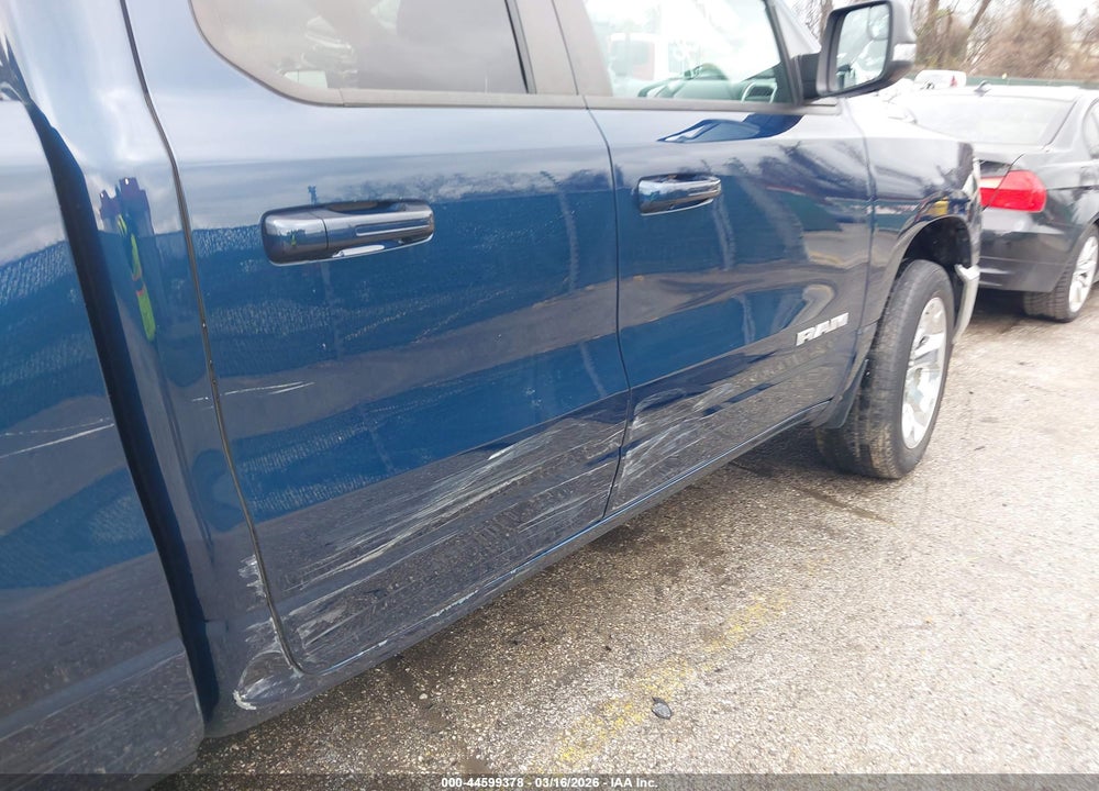 2021 RAM 1500 BIG HORN  4X4 6'4 BOX VIN: 1C6SRFBT4MN699206