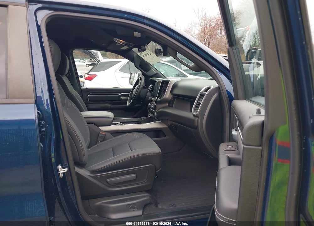 2021 RAM 1500 BIG HORN  4X4 6'4 BOX VIN: 1C6SRFBT4MN699206