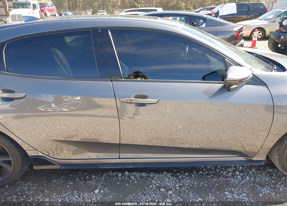 2017 HONDA CIVIC SPORT TOURING VIN: SHHFK7H94HU428519