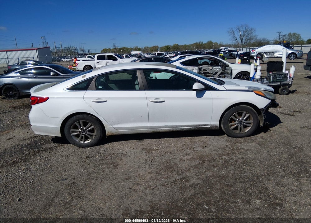 2017 HYUNDAI SONATA VIN: 5NPE24AF8HH532217